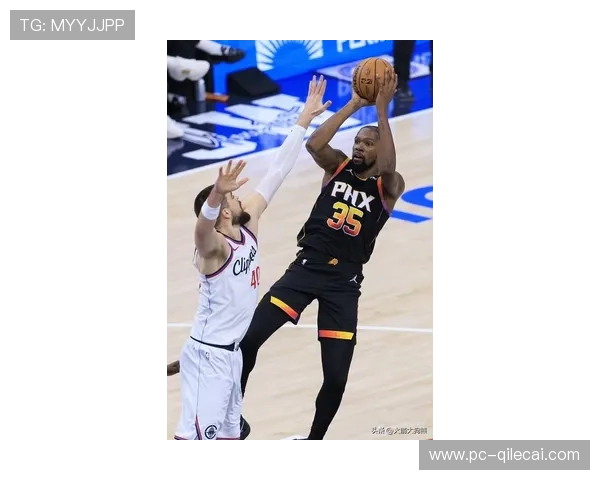 火箭队缺乏纯控卫杜兰特融入球队需要时间调整 火箭队缺乏纯控卫杜兰特融入球队需要时间调整